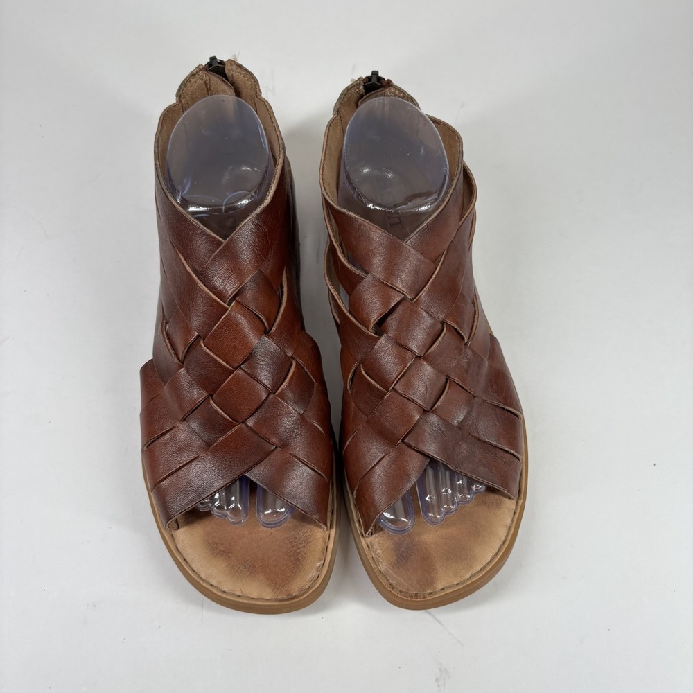 Born Iwa Women's US 9M Brown Leather Woven Gladiator Flat Zip Sandals BR0032992 - Picture 8 of 16
